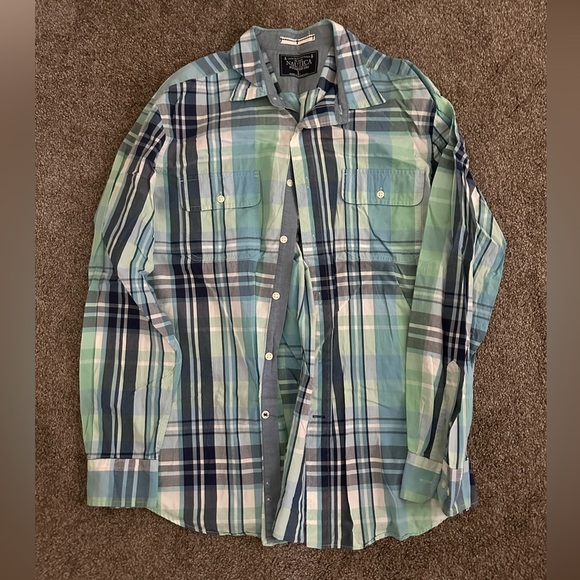 NAUTICA Large Scale Plaid Long Sleeve Button Down - Picture 2 of 3